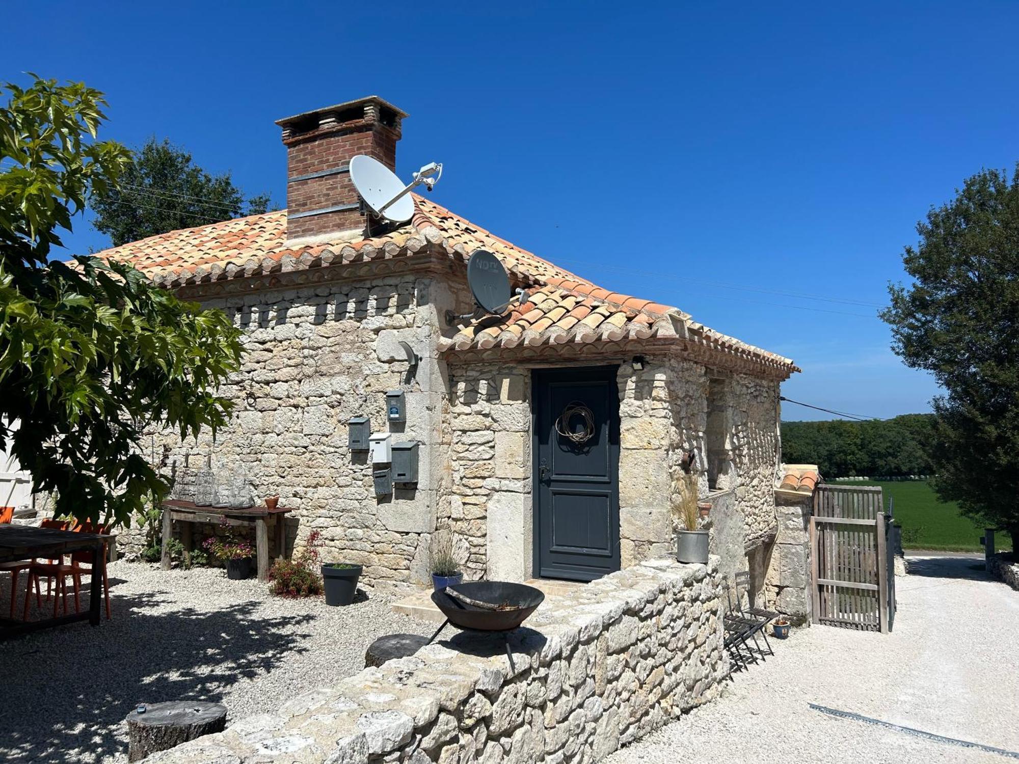 Les Fontanelles Du Quercy Blanc Villa Montcuq Kültér fotó